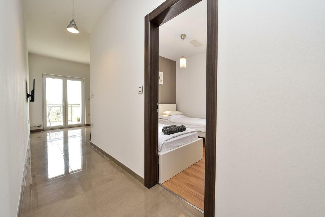 Apartments Feel Good Sukosan Exterior photo